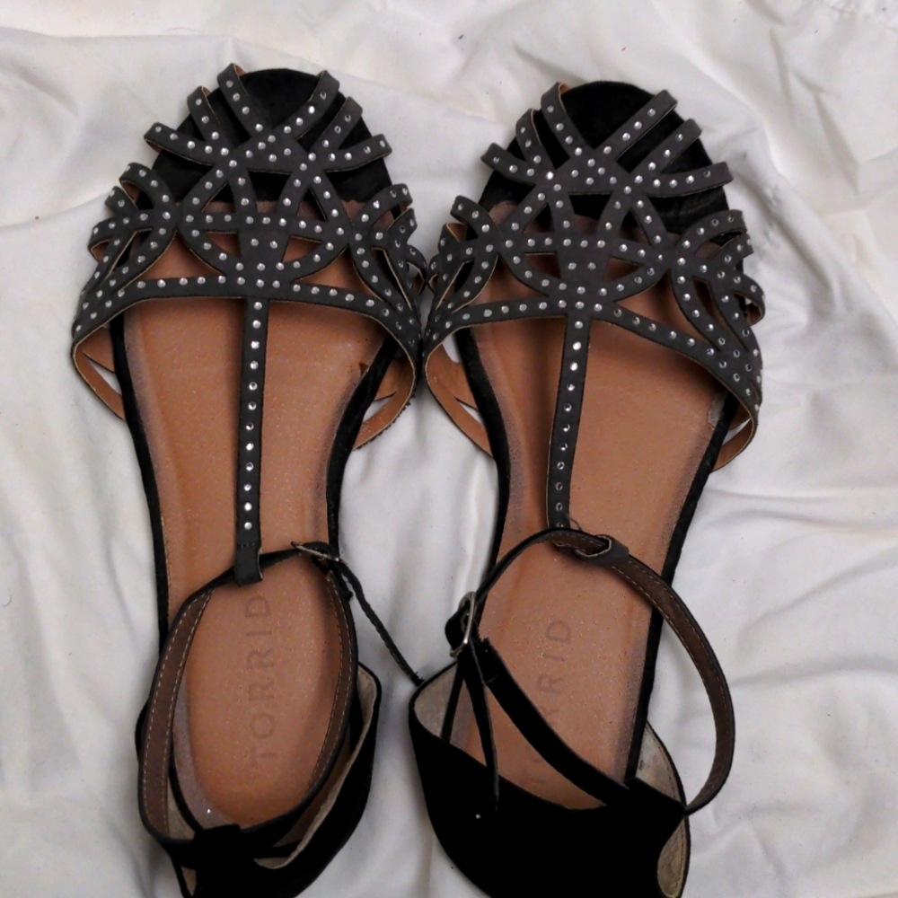 Torrid Grey & Black Beaded Sandals. Size 11W ( Wide Width )
